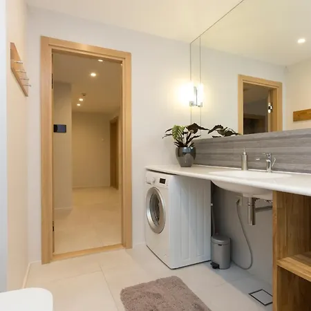 Poordi Cozy Appartamento Reval